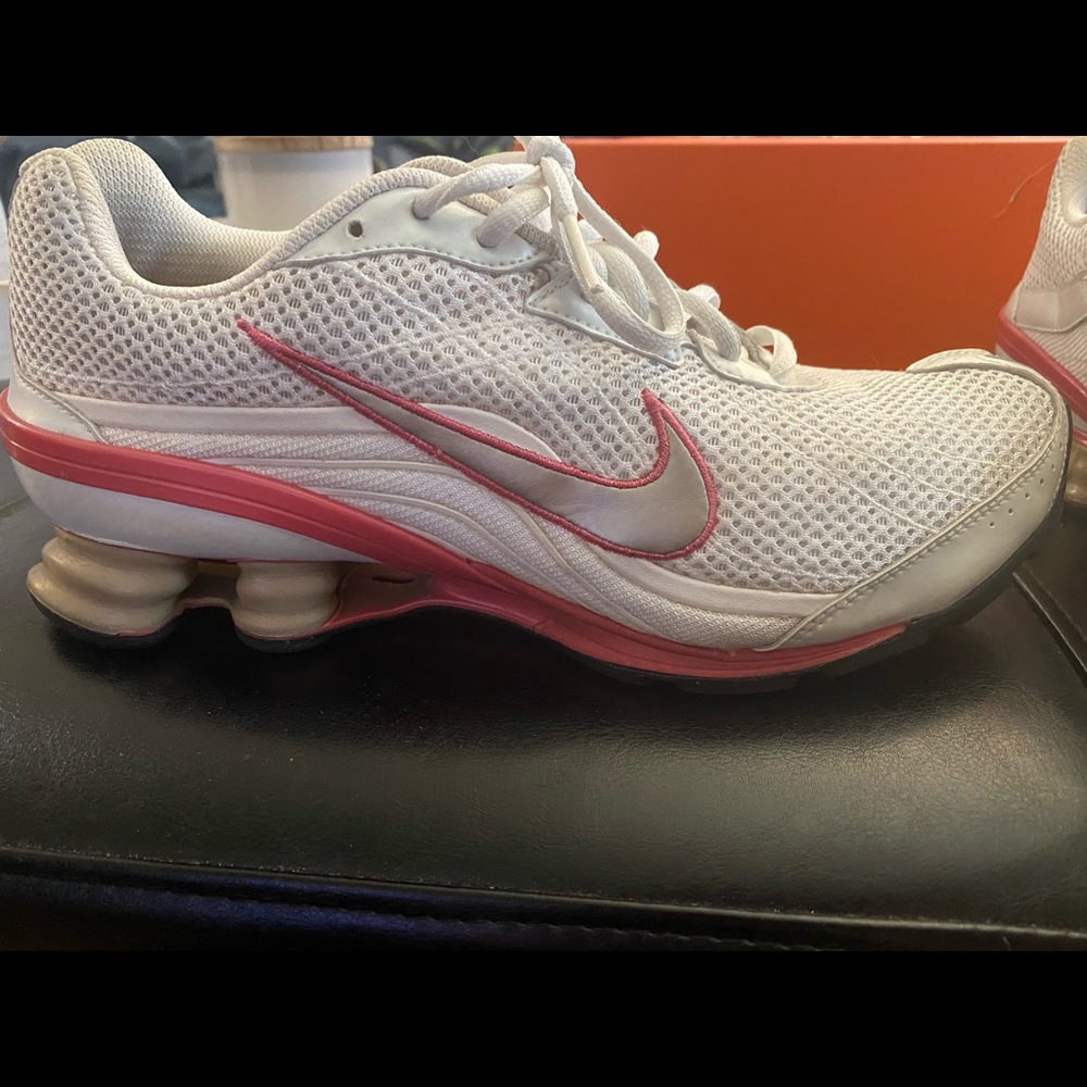 Nike shox